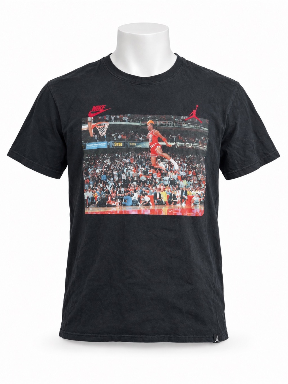 Nike Air Jordan Men’s Medium Black Dunk Photo Graphic T-Shirt 3:51 Tee